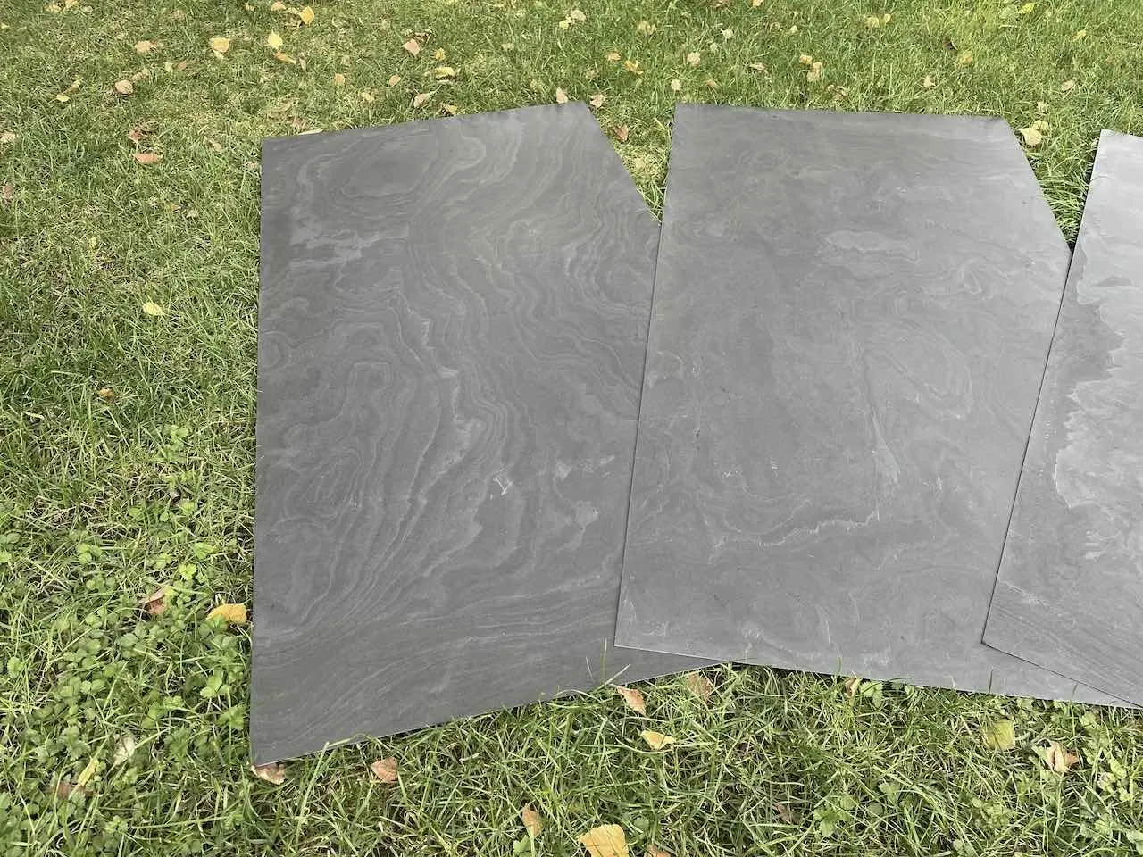 Campioni di fogli flessibili con superficie in pietra Ardesia Black